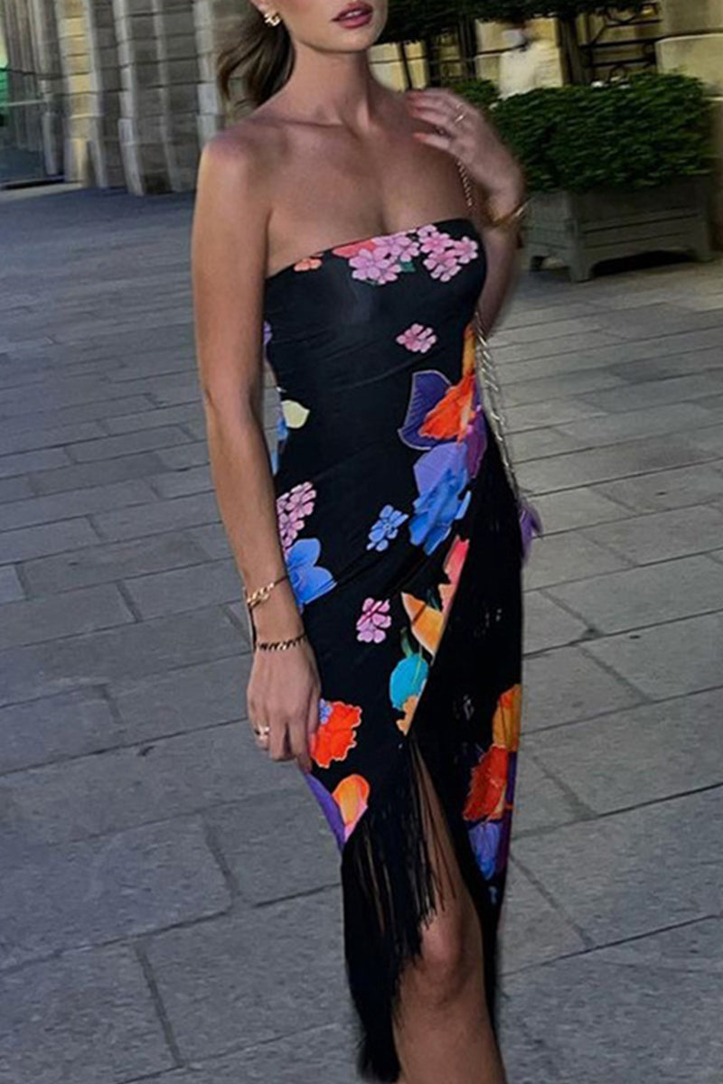 Classic Vintage Dress with a Flattering Fit
