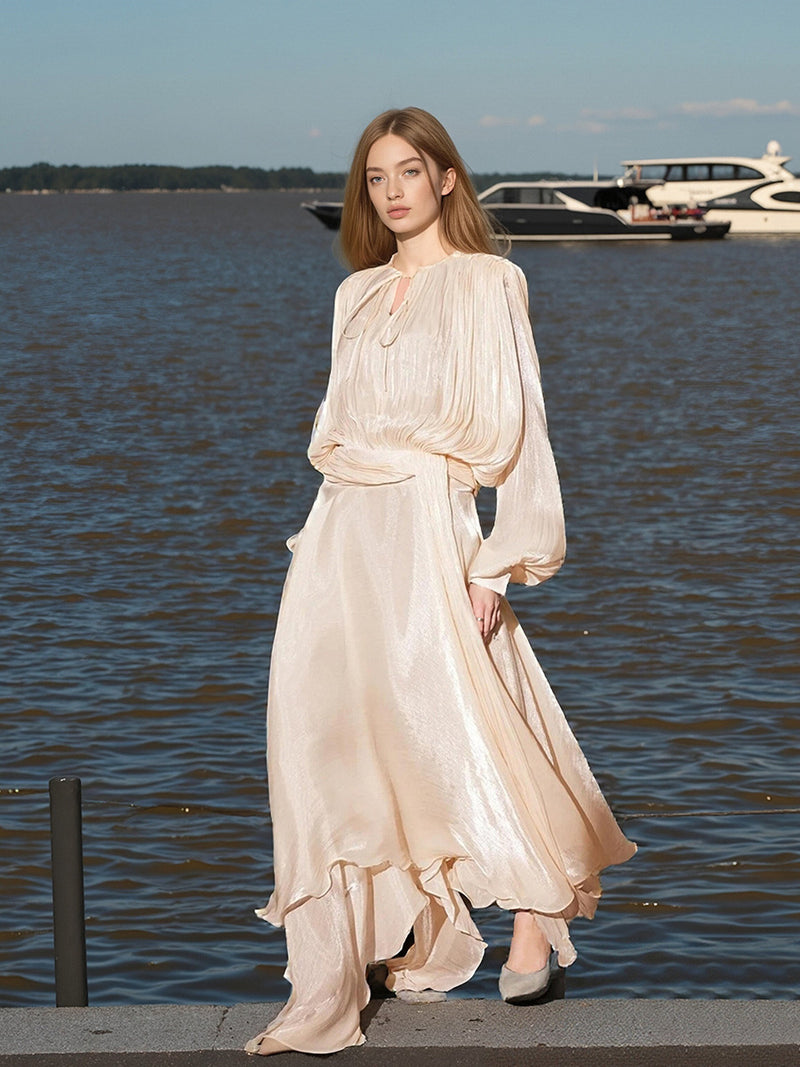Well Tailored Dress with a Graceful Silhouette