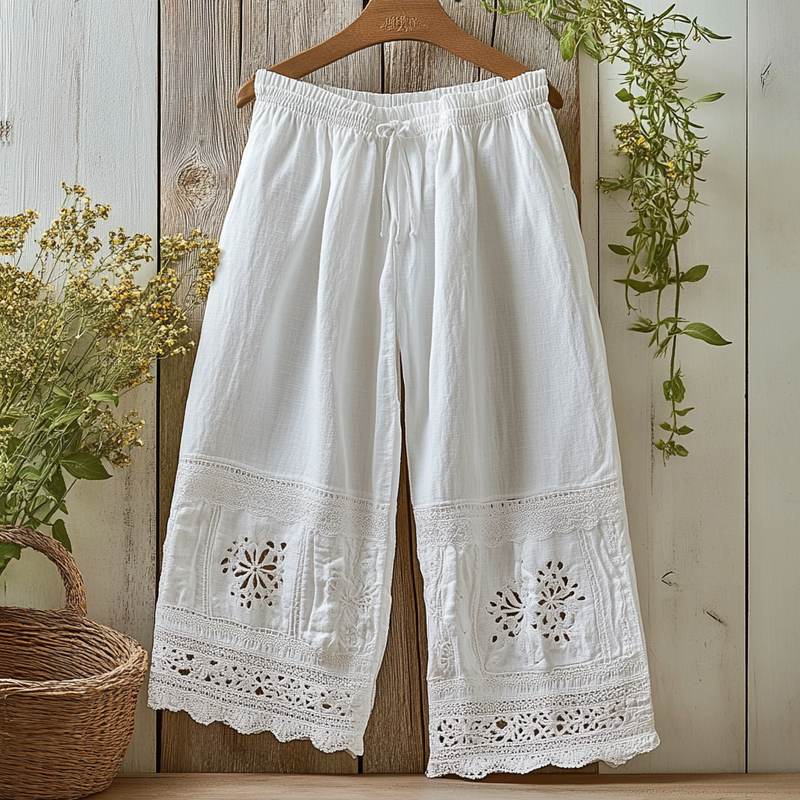 Classic Vintage Pants with a Flattering Fit