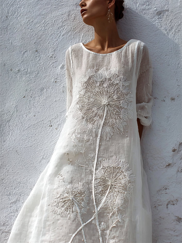 Beautifully Finished Dress in a Timeless Design