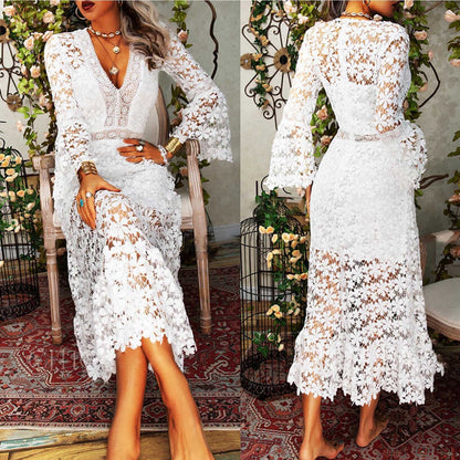 Beautifully Finished Dress in a Timeless Design