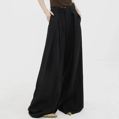 Beautifully Crafted Pants in a Classic Style