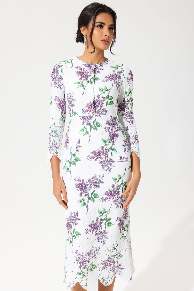 Gracefully Styled Dress for Any Occasion
