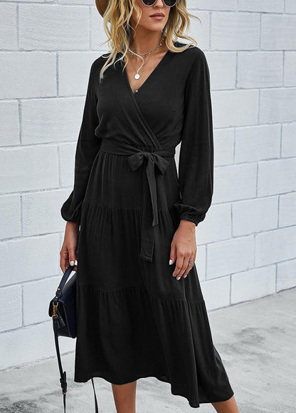 Effortlessly Elegant Dress with a Timeless Design