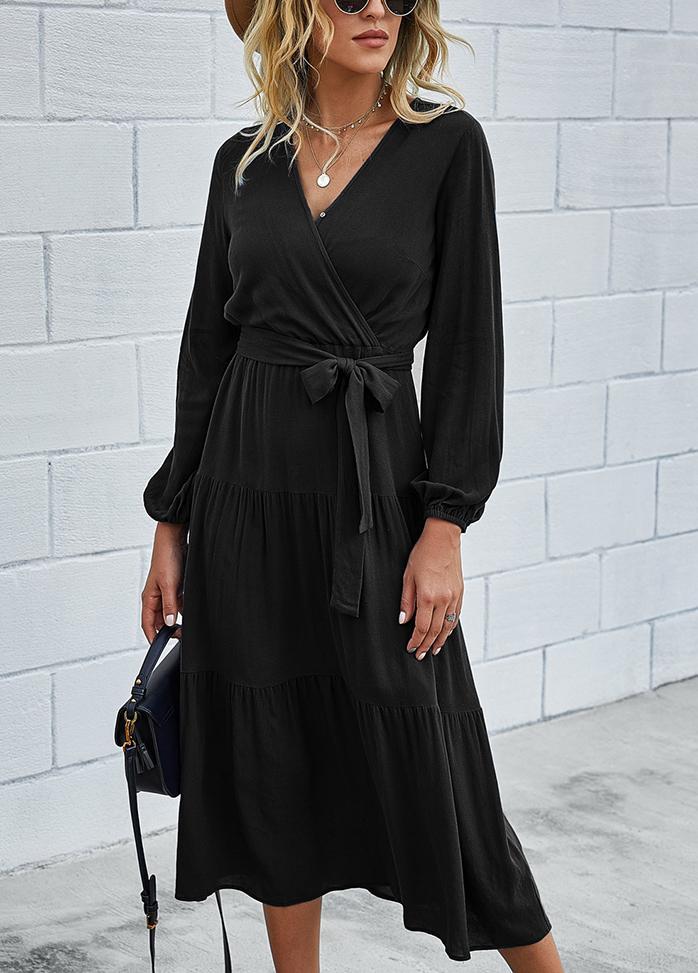 Effortlessly Elegant Dress with a Timeless Design