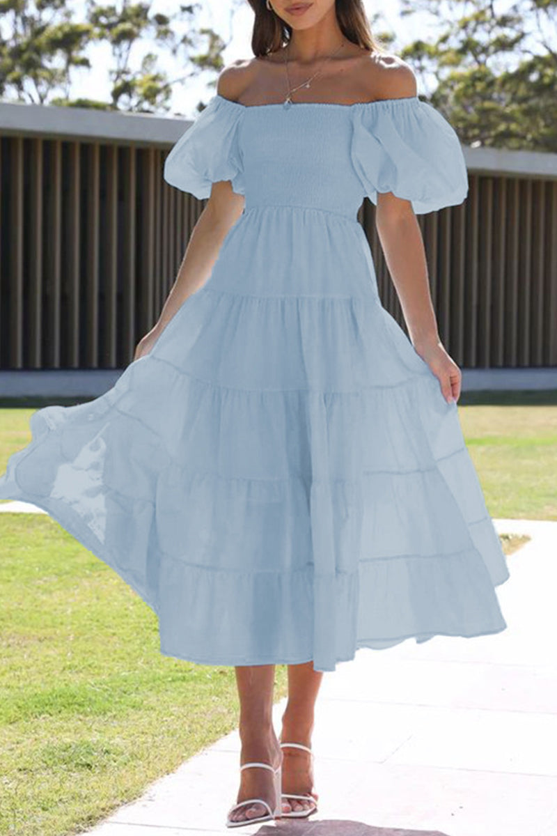 Effortlessly Elegant Dress with a Timeless Design