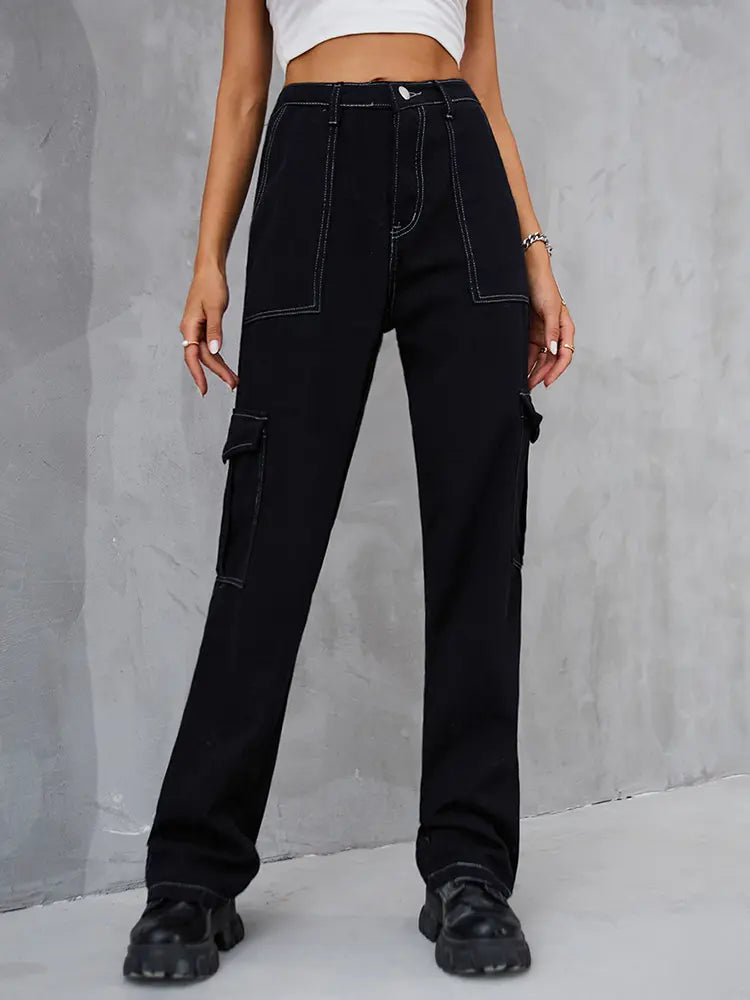Well Tailored Pants with a Graceful Silhouette