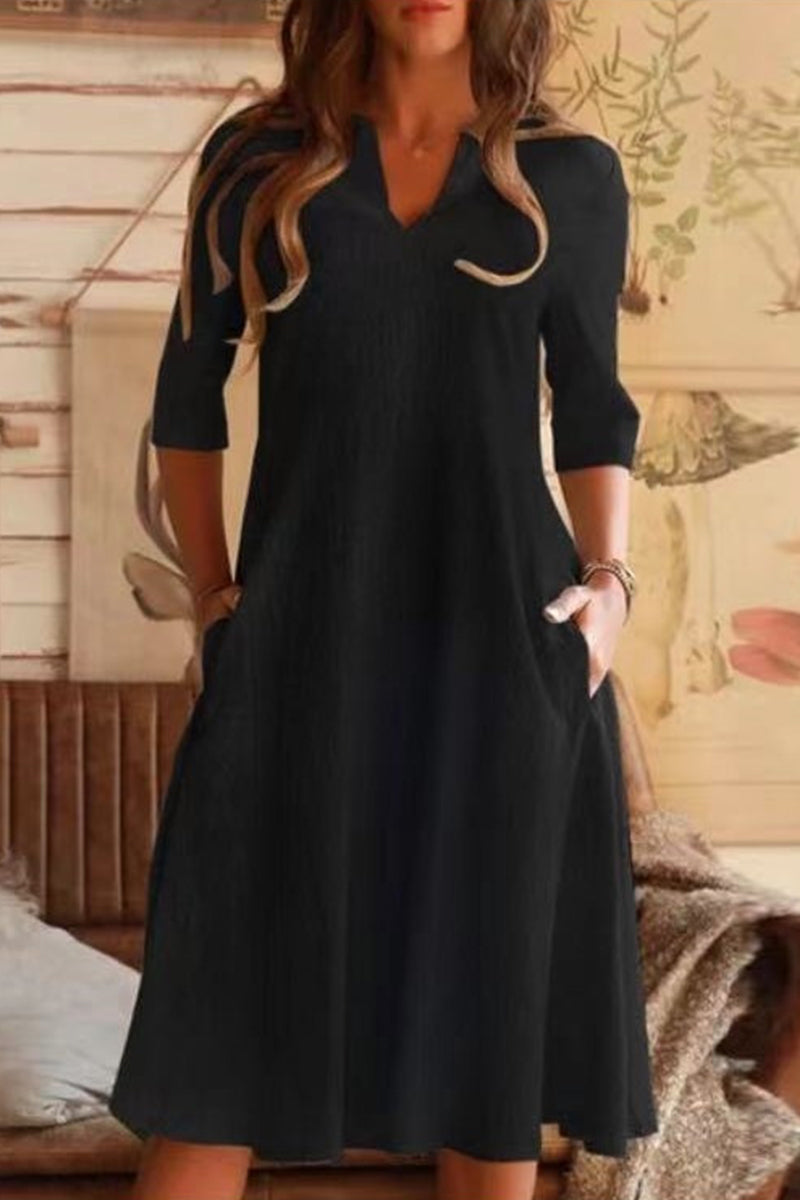 Effortlessly Elegant Dress with a Timeless Design