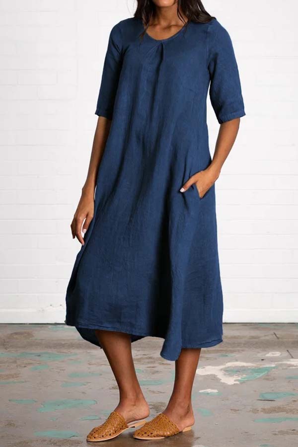Well Tailored Dress with a Graceful Silhouette