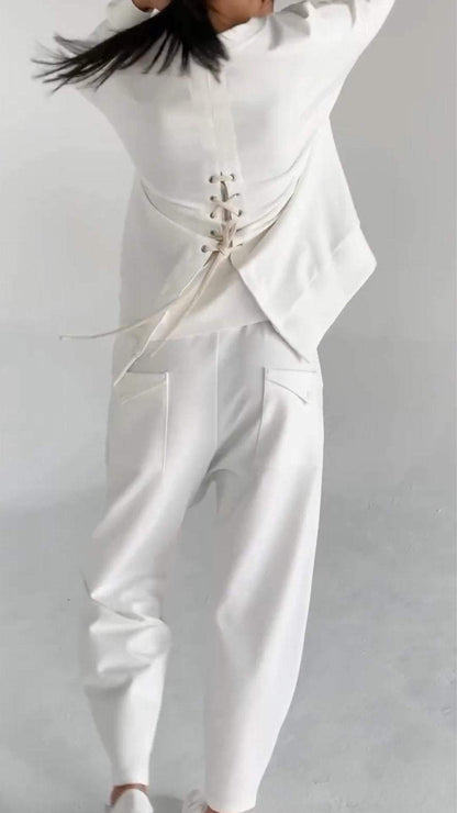 Effortlessly Elegant Garment with a Timeless Design