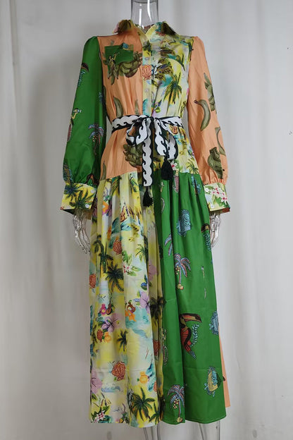 Classic Vintage Dress with a Flattering Fit