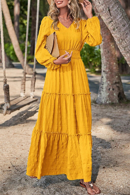 Well Tailored Dress with a Graceful Silhouette