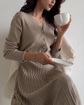 Well Tailored Dress with a Graceful Silhouette