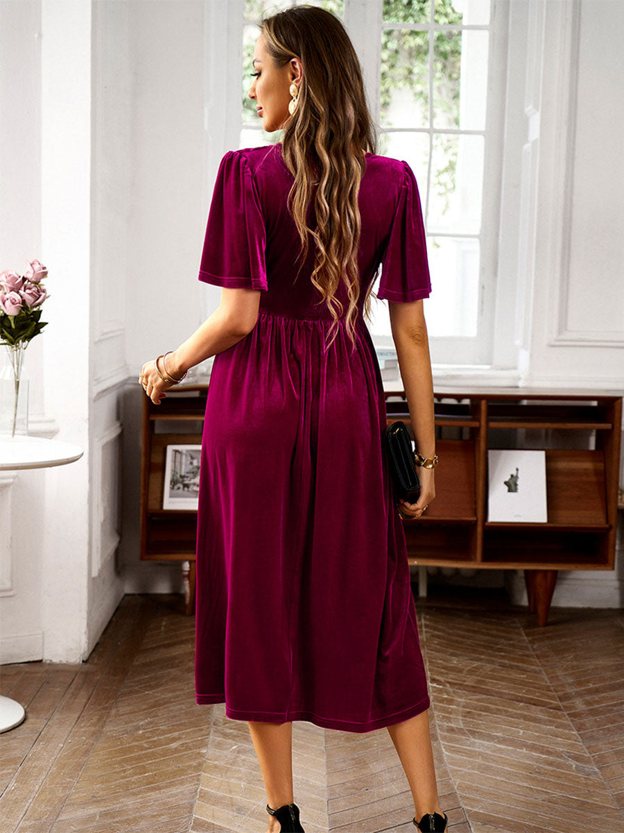 Polished Dress with an Effortless Classic Look