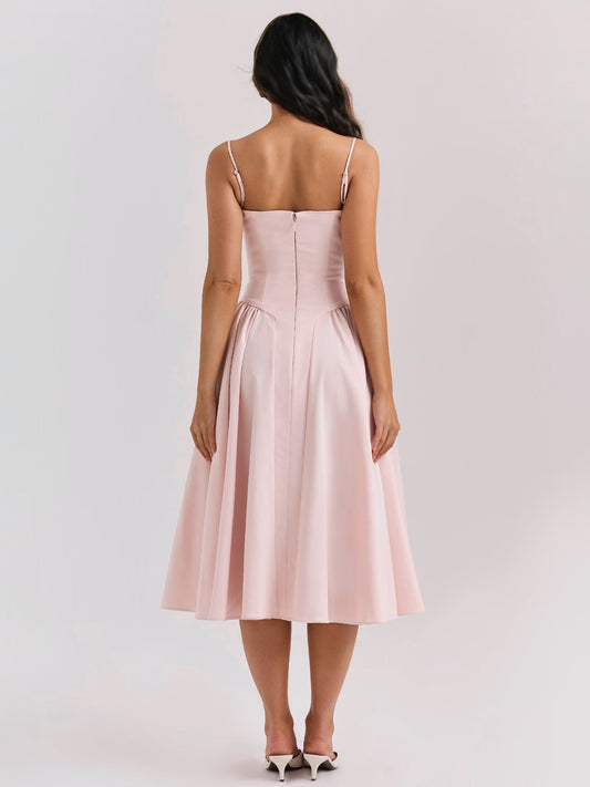 Classic Vintage & Enduringly Stylish Dress