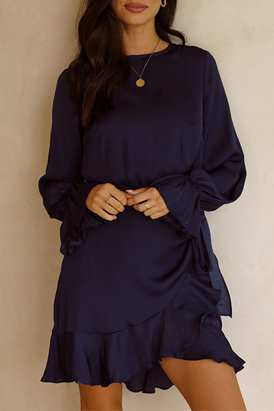 Sophisticated Dress with a Clean Classic Look