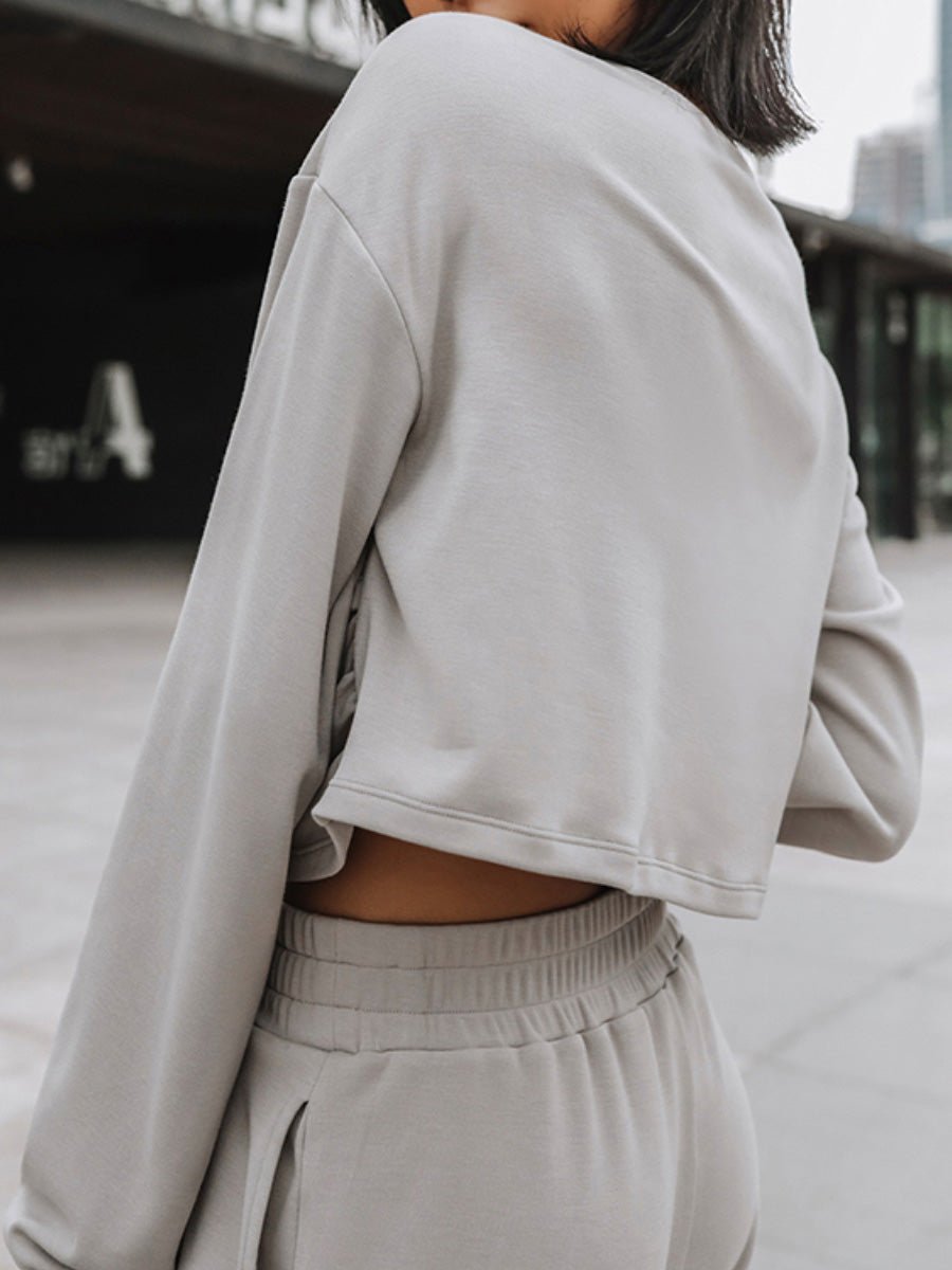 Gracefully Styled Pants for Any Occasion