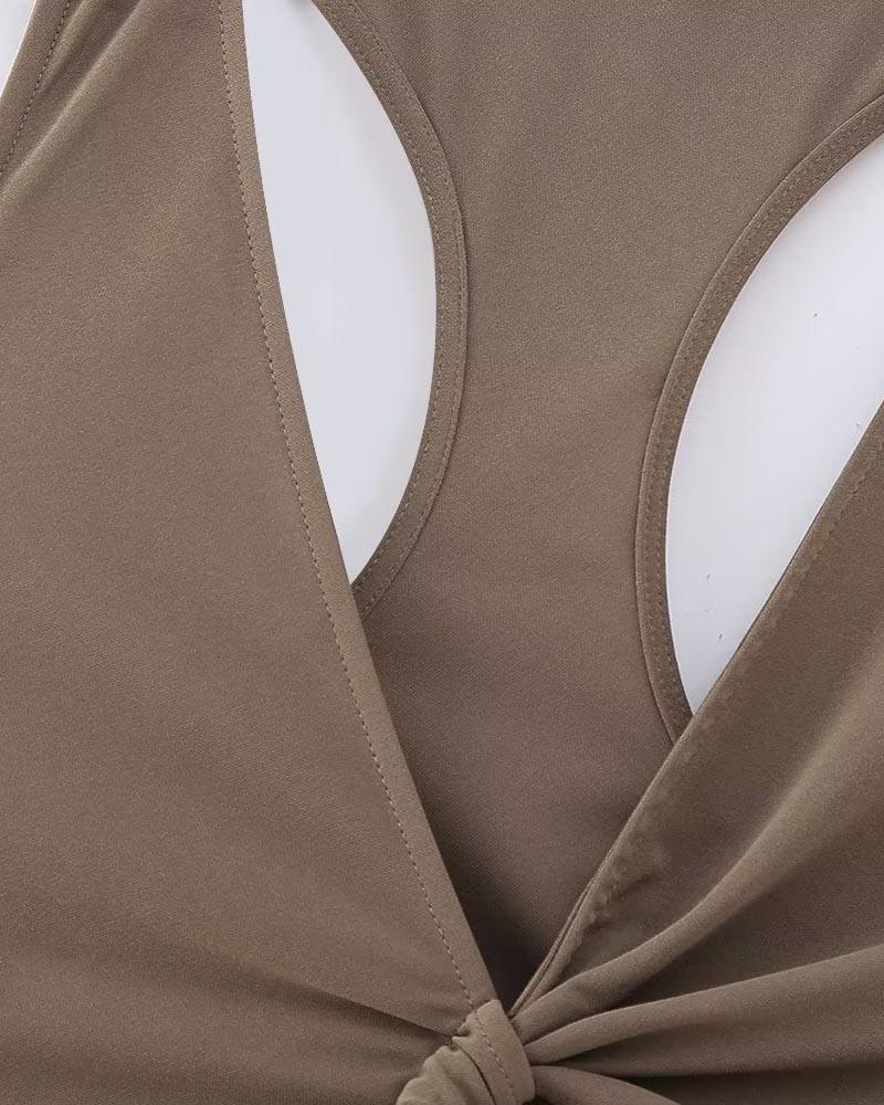 Sophisticated Dress with a Clean Classic Look
