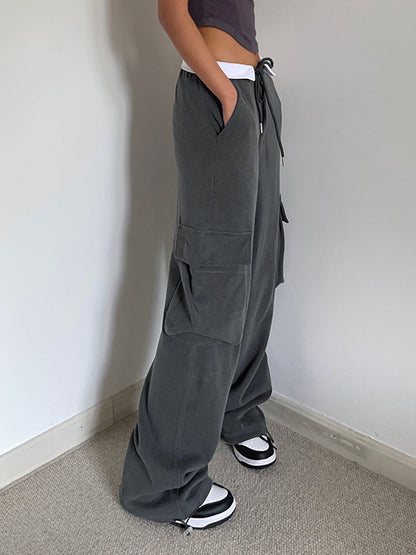 Well Tailored Pants with a Graceful Silhouette