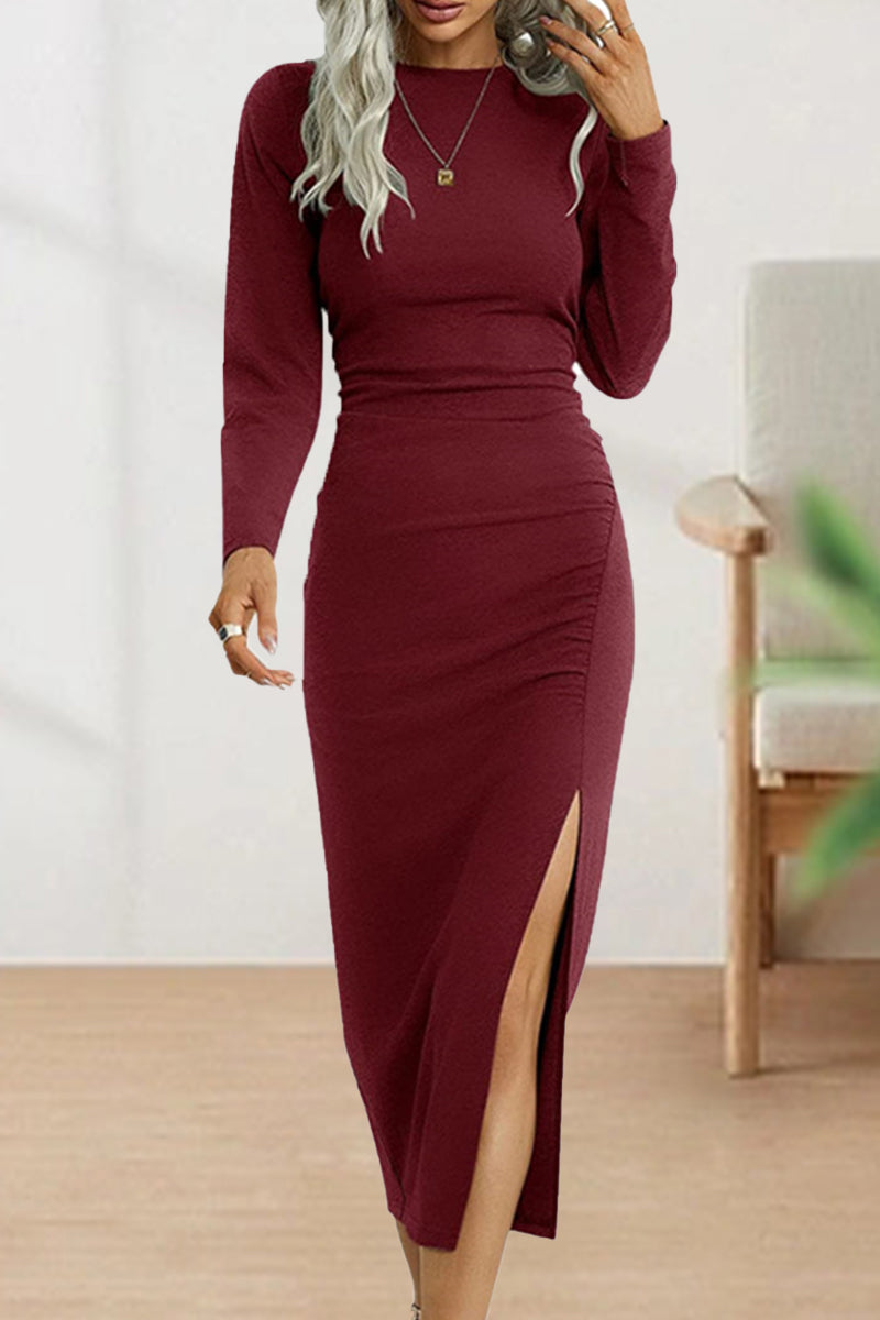 Sophisticated Dress with a Clean Classic Look