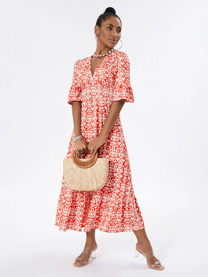 Gracefully Styled Dress for Any Occasion