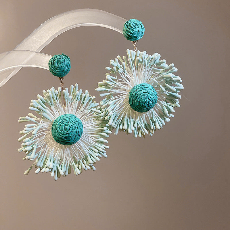 Beautiful Silver Earring with Unique Style