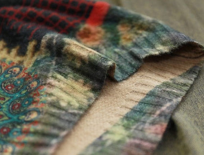 Classic Vintage Sweater with a Flattering Fit