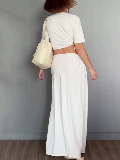 Effortlessly Elegant Top with a Timeless Design