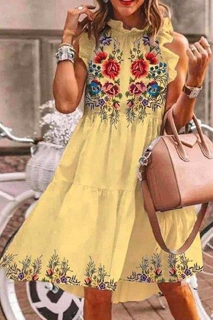 Well Tailored Dress with a Graceful Silhouette