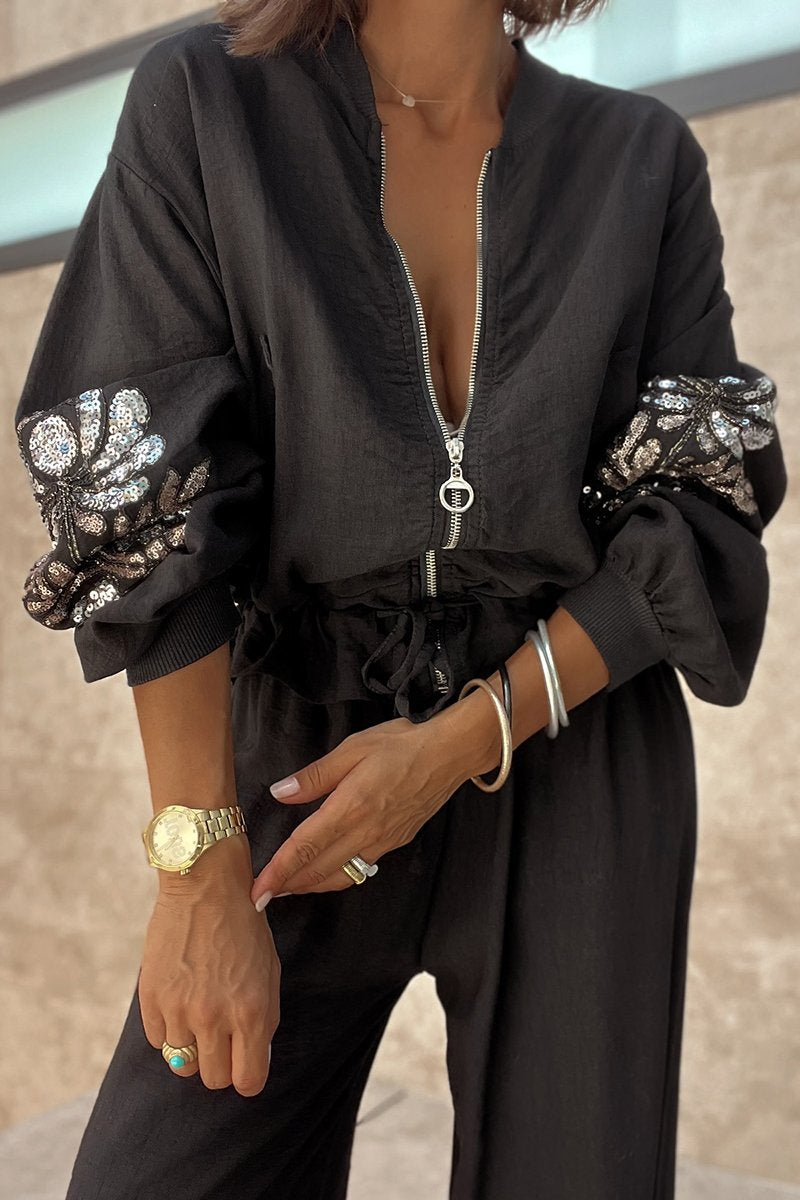Elegantly Styled Pants for Everyday Wear