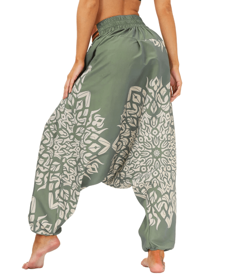 Elegantly Styled Pants for Everyday Wear