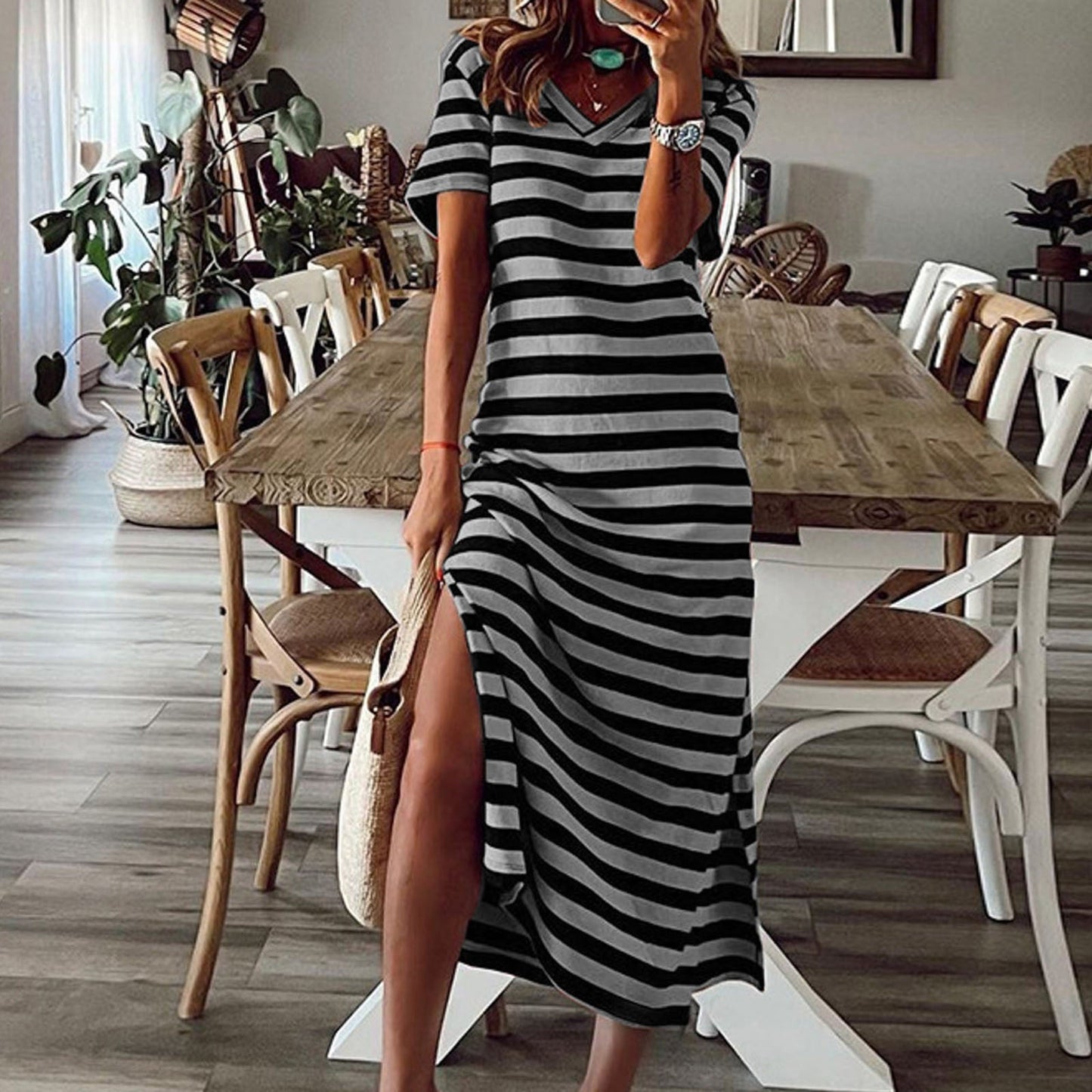 Sophisticated Dress with a Clean Classic Look