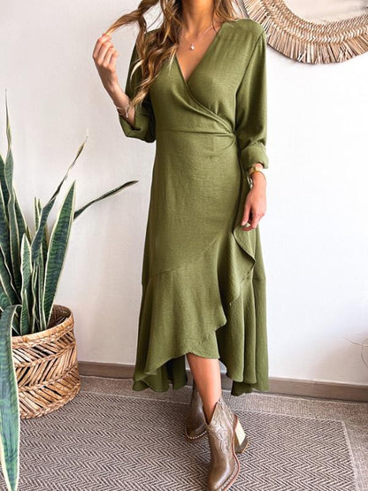 Effortlessly Elegant Dress with a Timeless Design