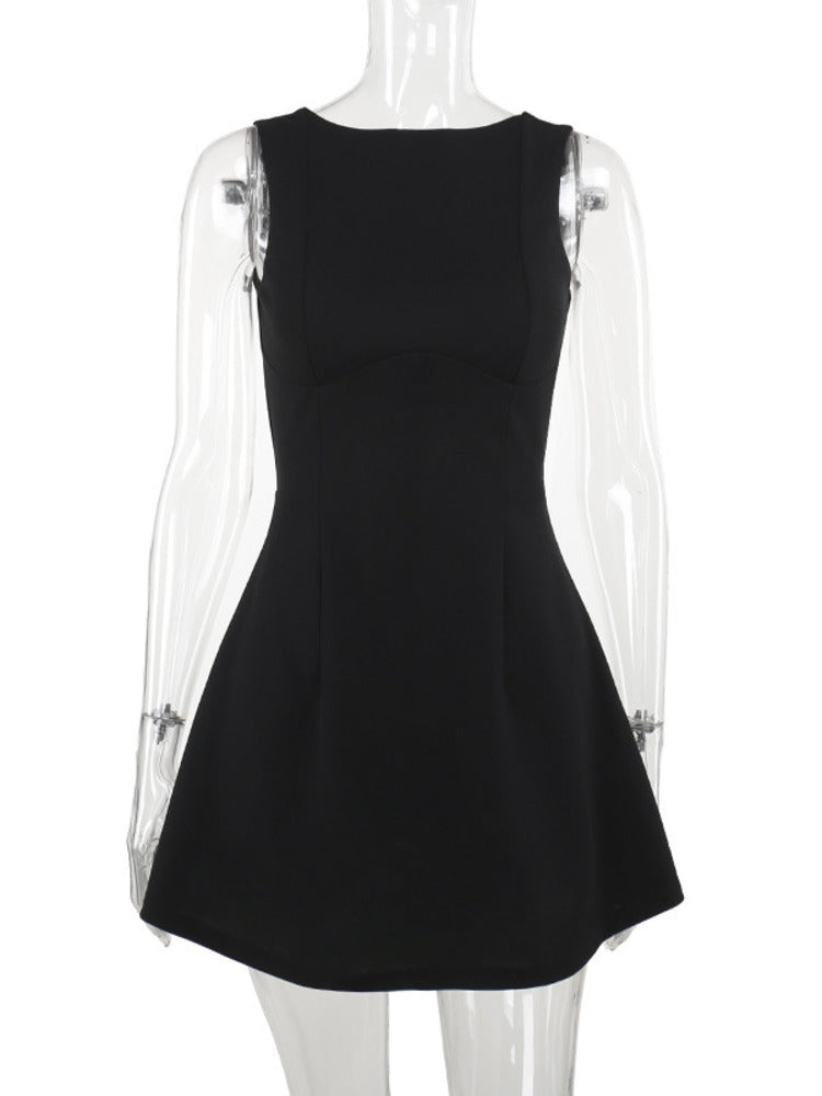 Effortlessly Elegant Dress with a Timeless Design
