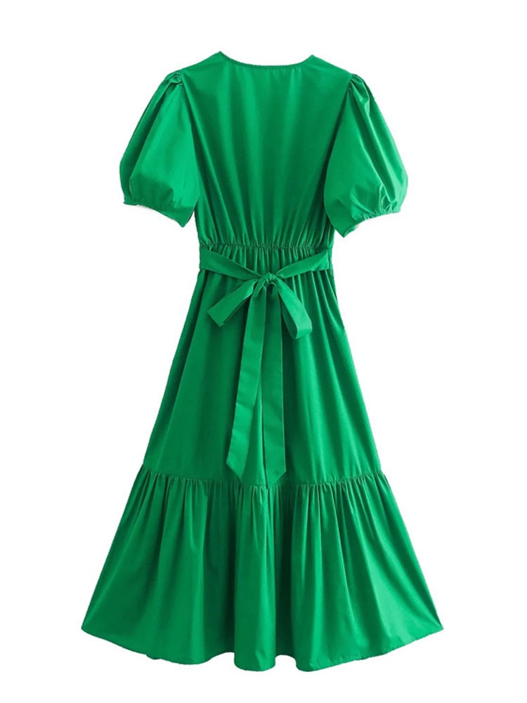 Classic Vintage & Enduringly Stylish Dress
