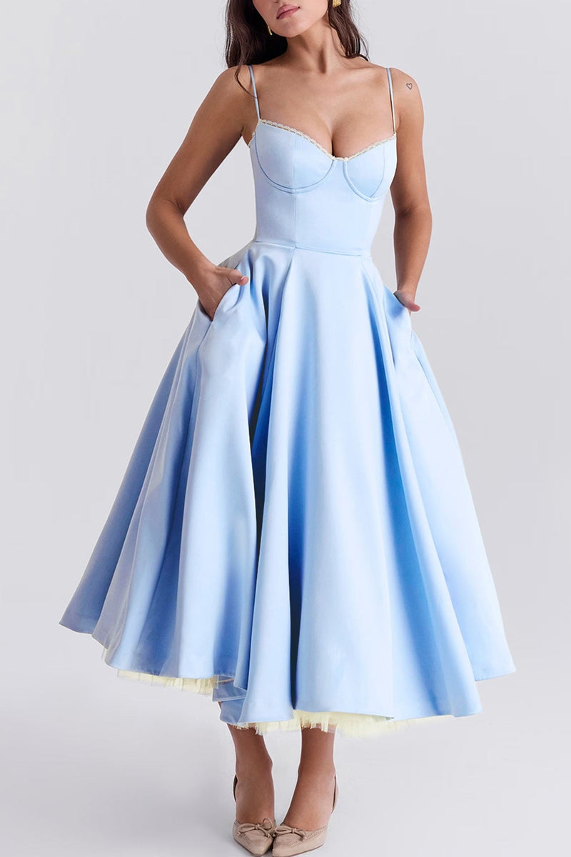 Effortlessly Elegant Dress with a Timeless Design