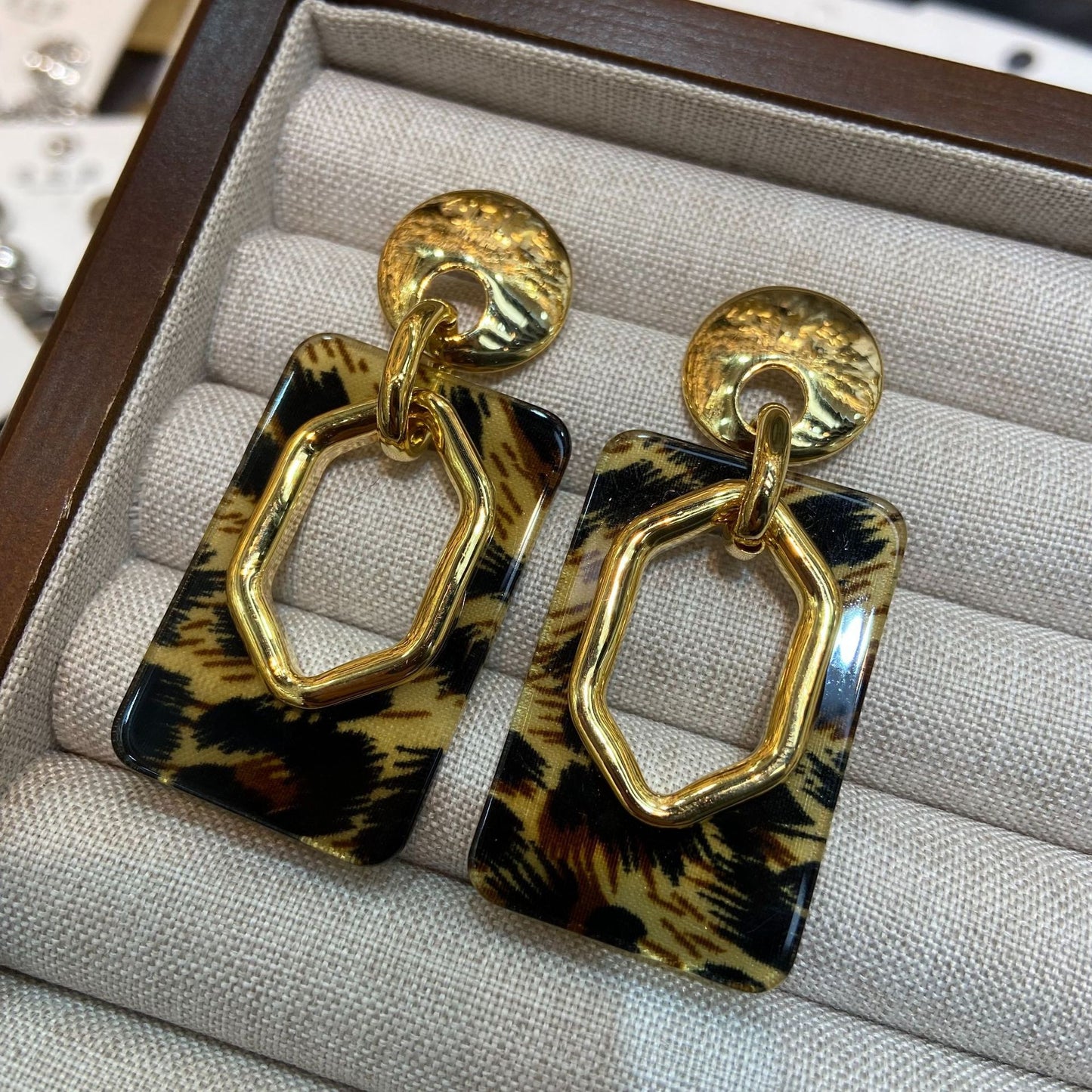 Elegant Earring for Every Occasion