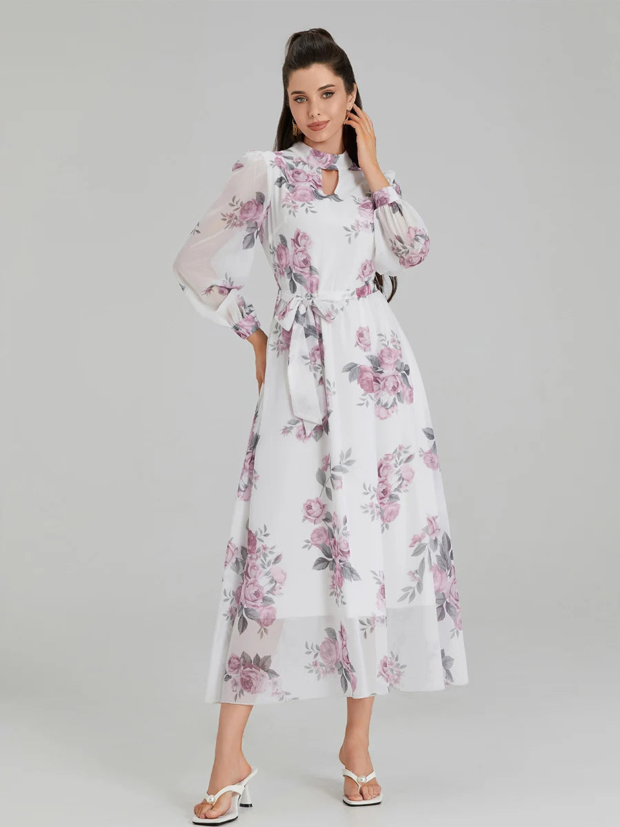 Beautifully Finished Dress in a Timeless Design
