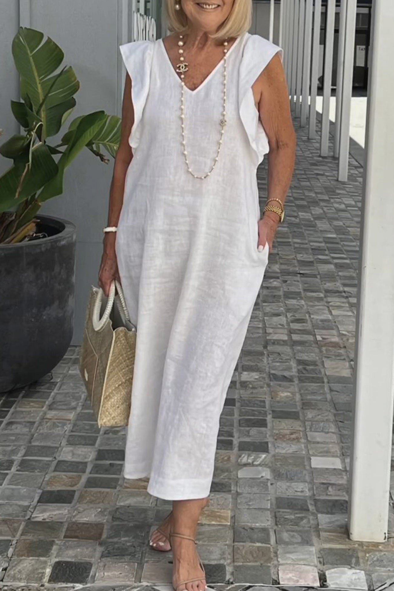 Sophisticated Dress with a Clean Classic Look