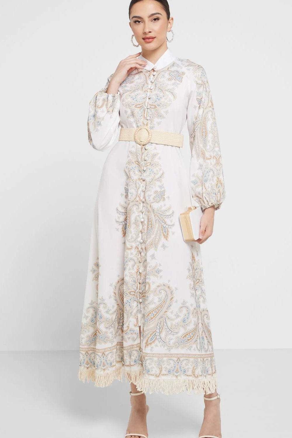 Gracefully Styled Dress for Any Occasion