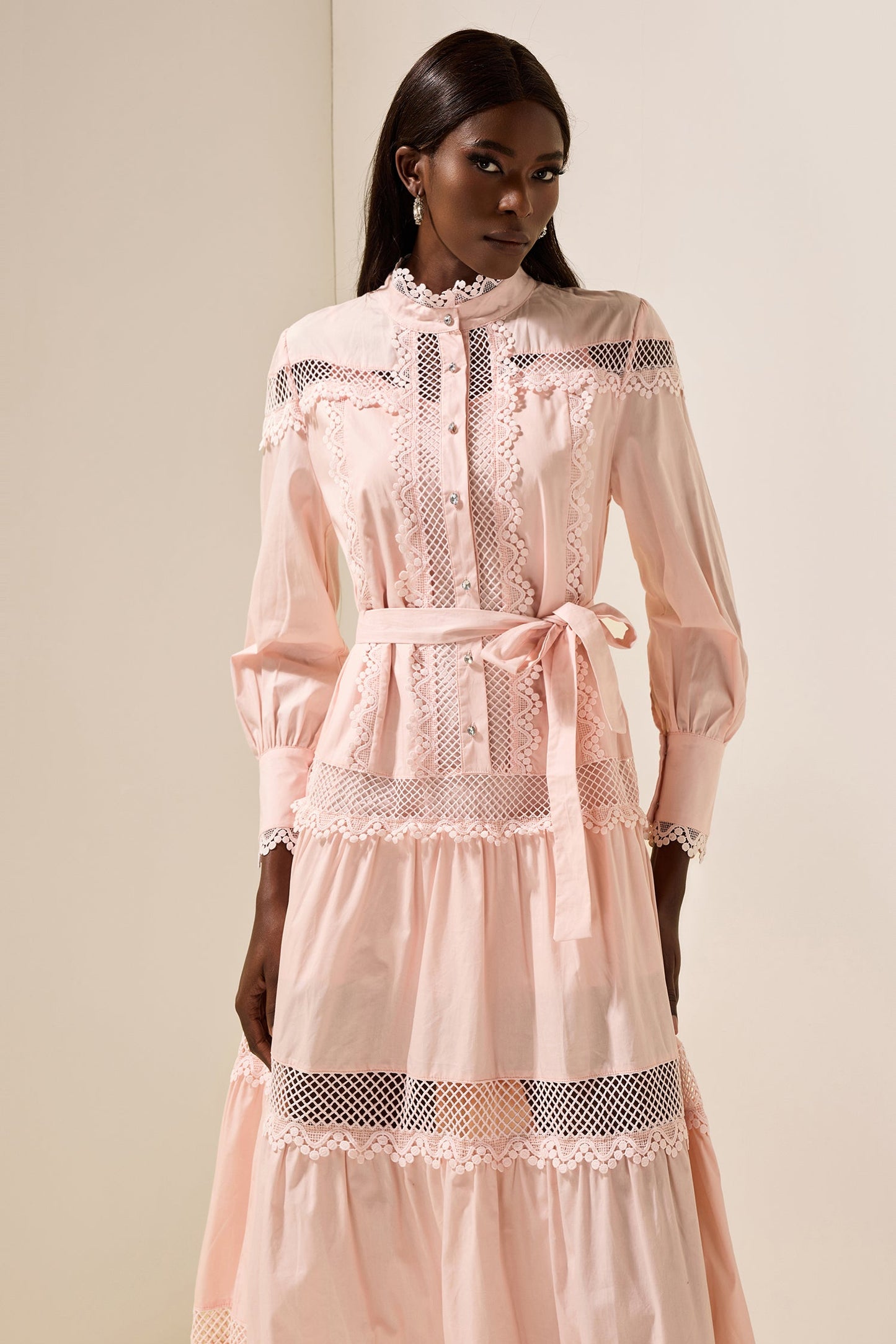 Beautifully Finished Dress in a Timeless Design