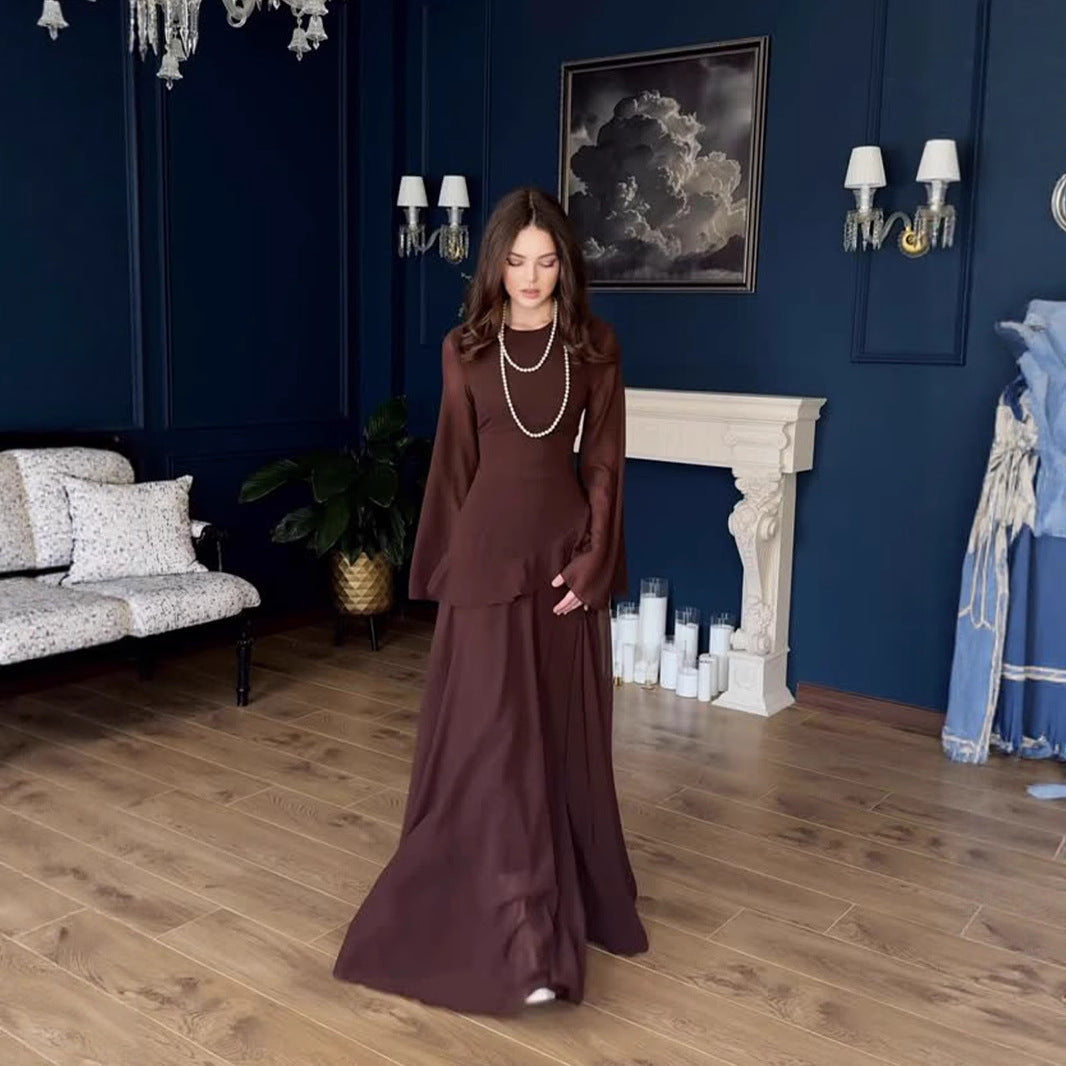Effortlessly Elegant Dress with a Timeless Design
