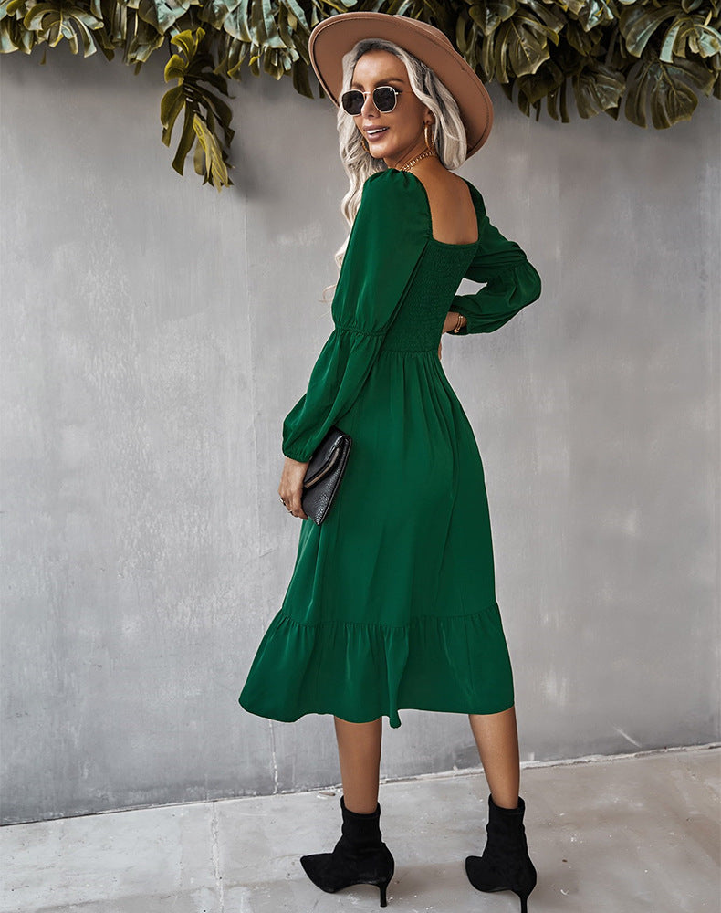 Classic Vintage Dress with a Flattering Fit