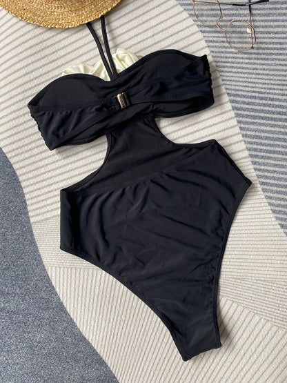 Gracefully Styled Garment for Any Occasion