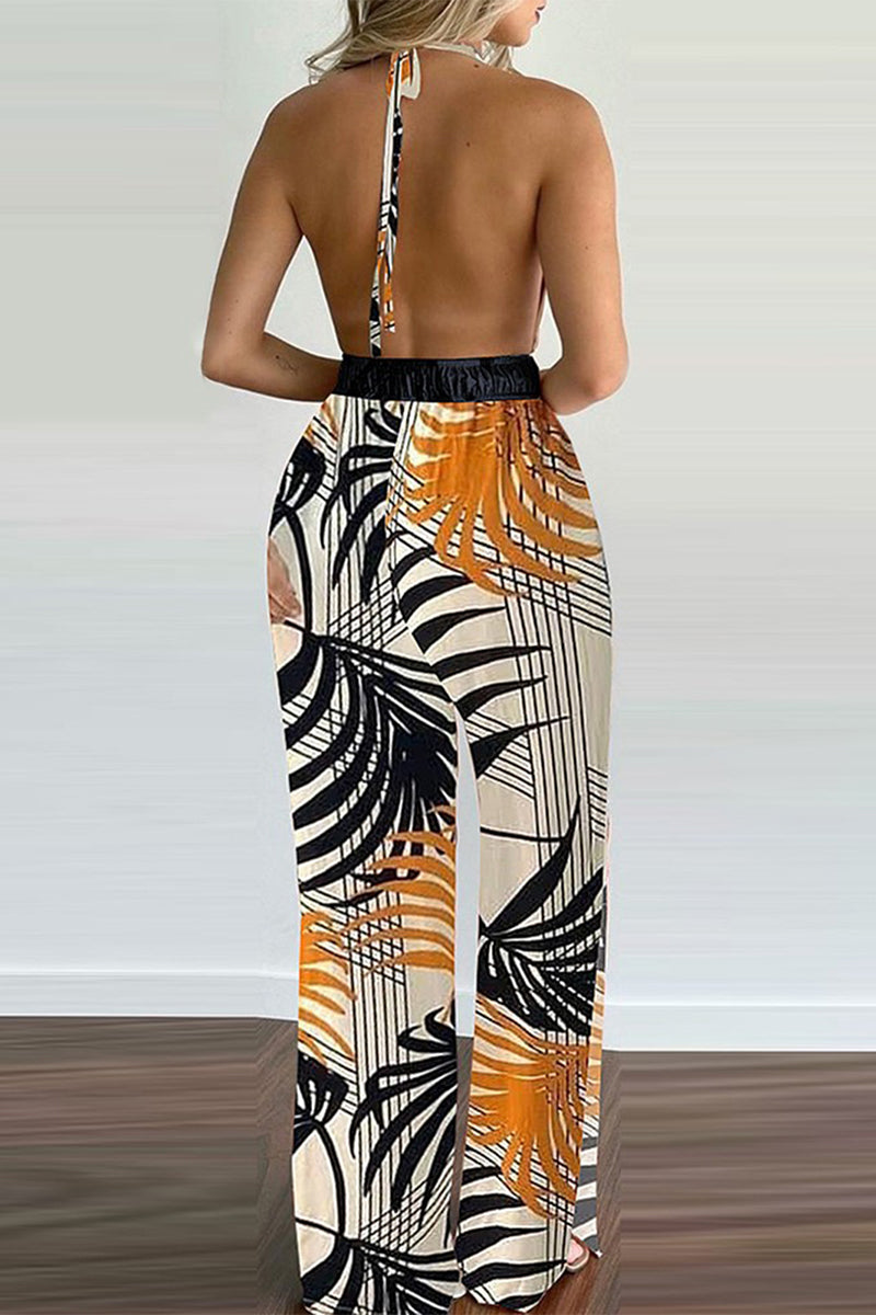 Sophisticated Garment with a Clean Classic Look