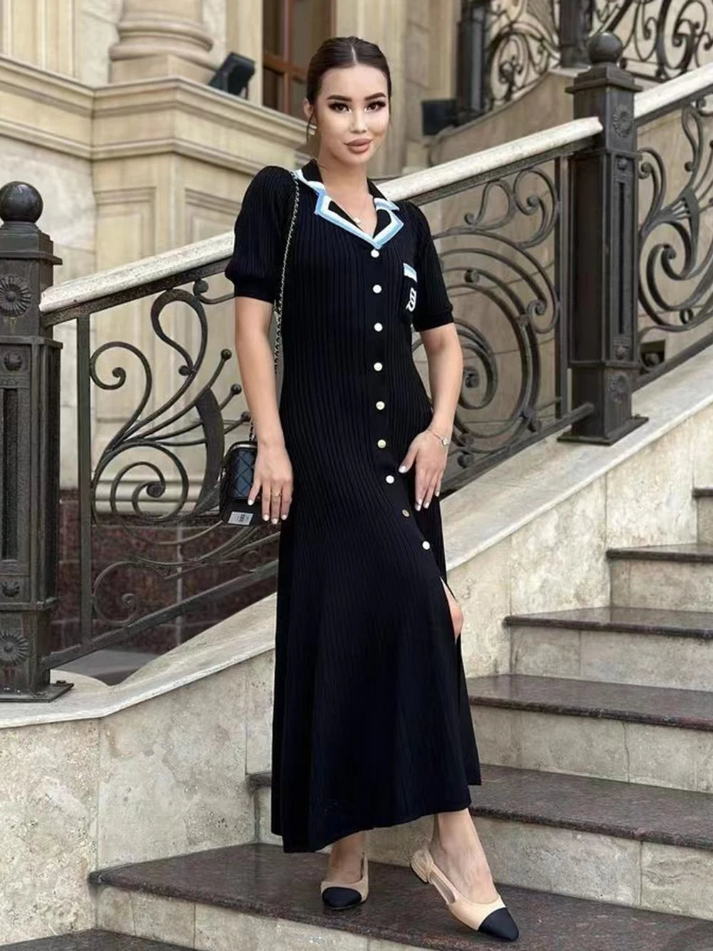 Beautifully Crafted Dress in a Classic Style