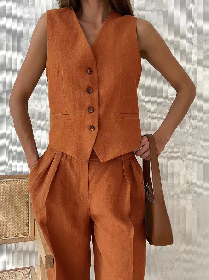 Elegantly Styled Pants for Everyday Wear