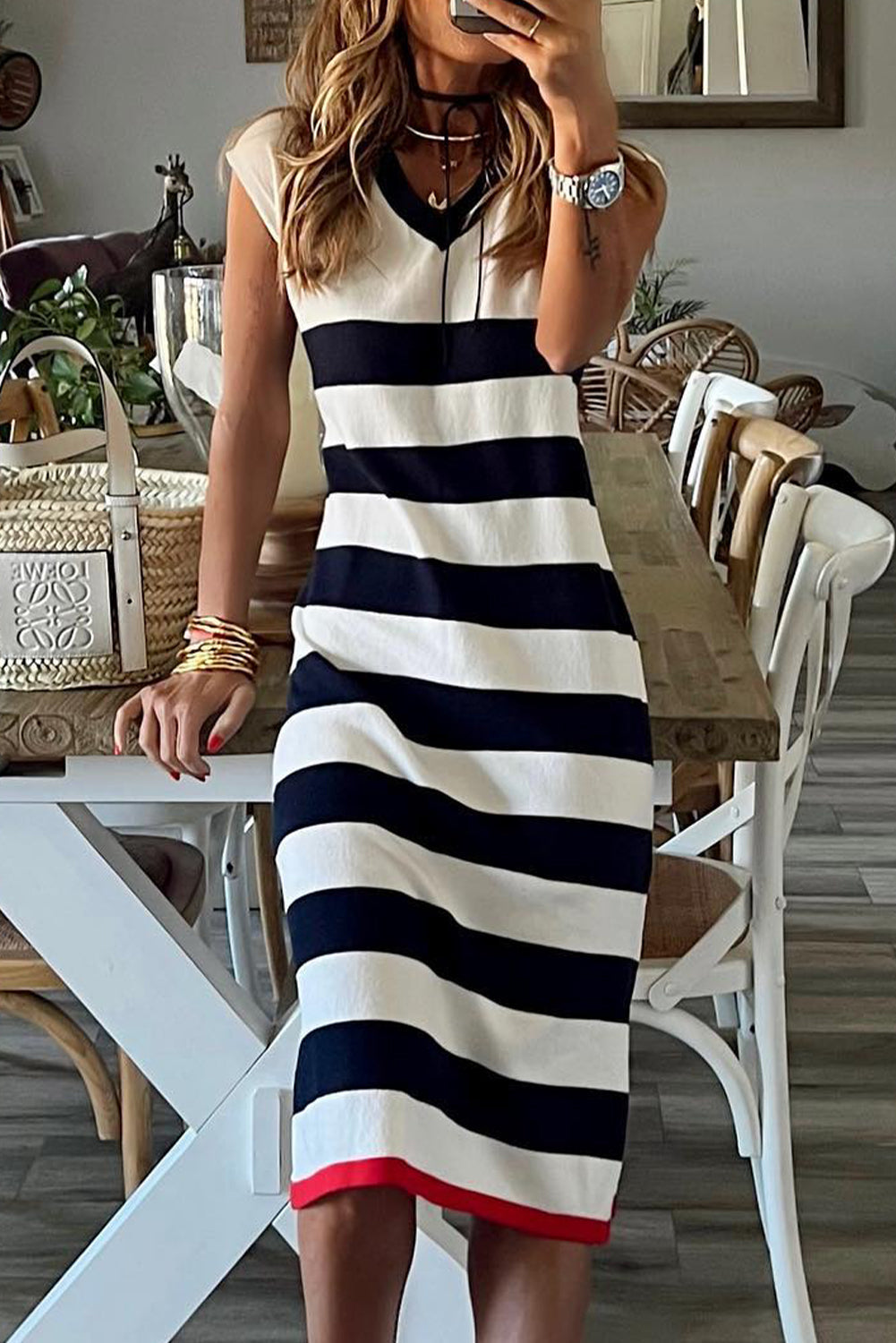 Sophisticated Dress with a Clean Classic Look