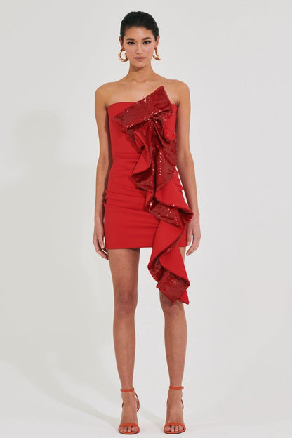 Beautifully Crafted Dress in a Classic Style