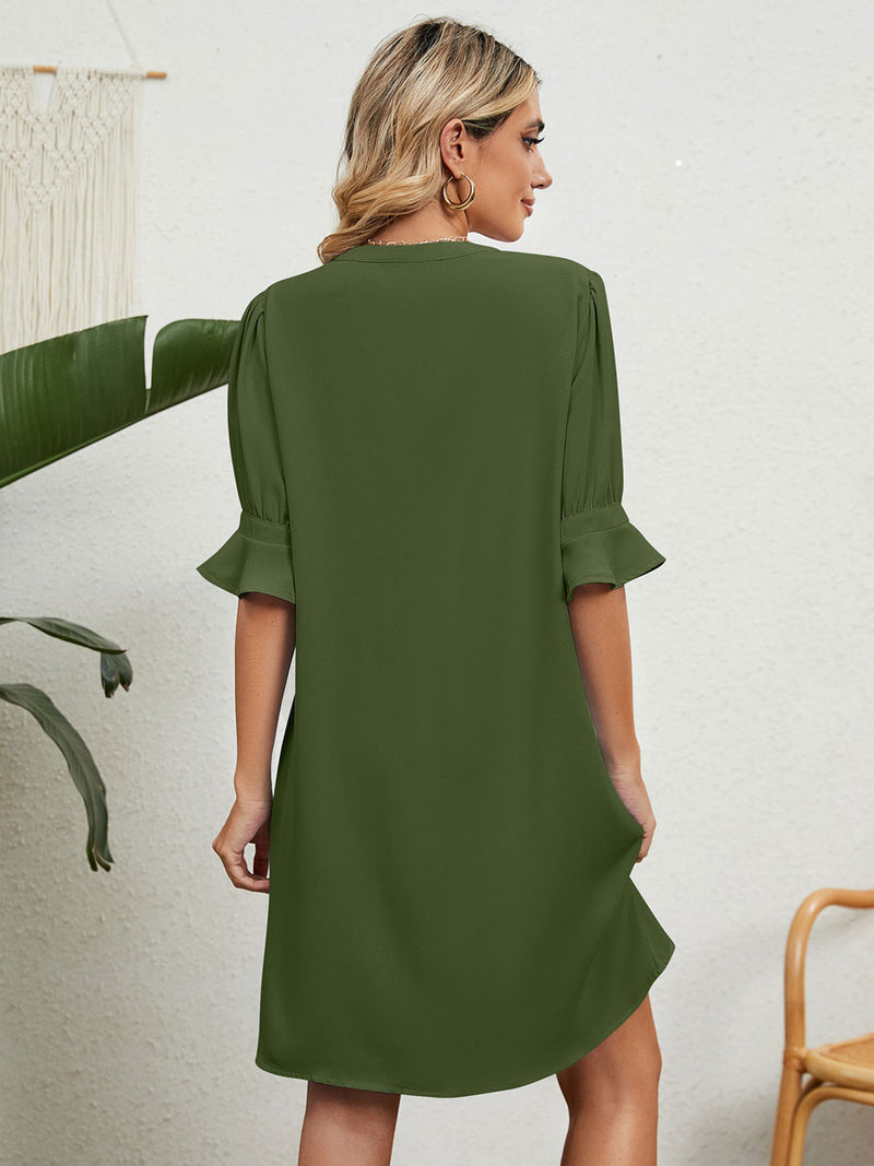 Sophisticated Dress with a Clean Classic Look